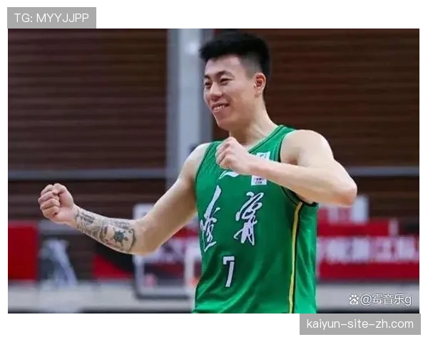 上海队防守体系大幅提升 张镇麟怀特塞德加盟改善尺寸 上海队防守体系大幅提升 张镇麟怀特塞德加盟改善尺寸